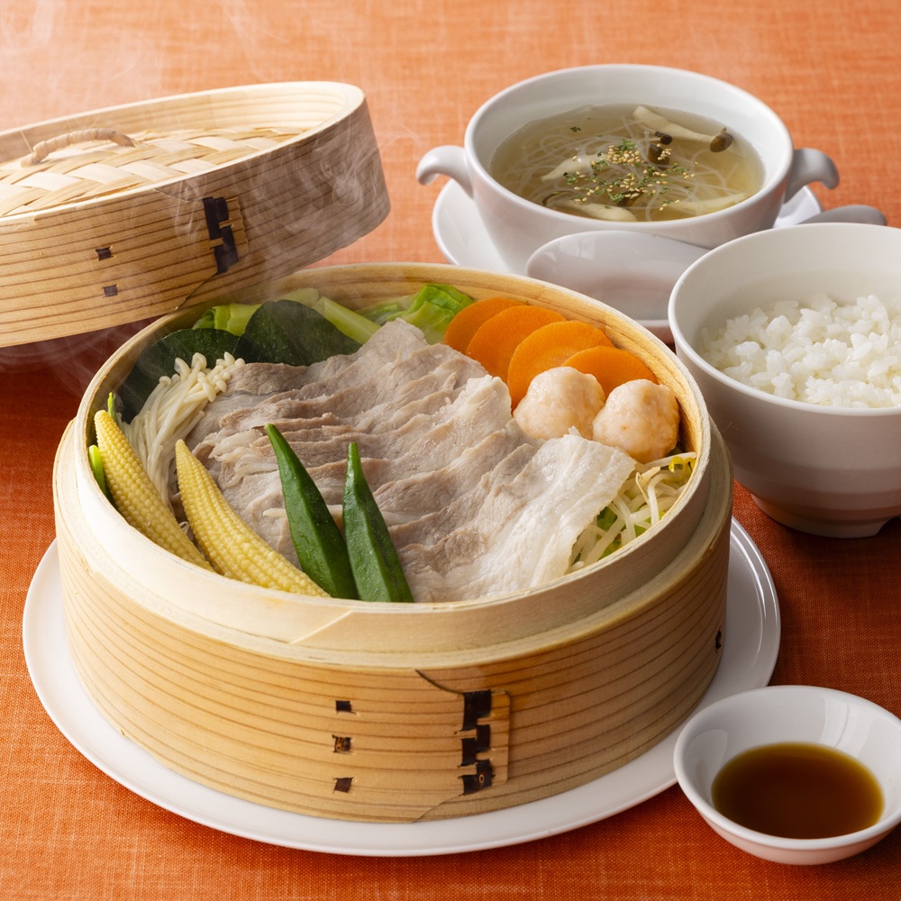 彩り野菜のせいろ蒸ししゃぶ