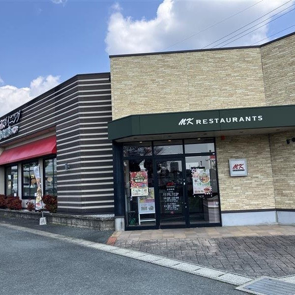 【熊本益城・県道36号線沿い】第二空港線沿いのリラックススポット。日常を彩るヘルシーな夕食を。